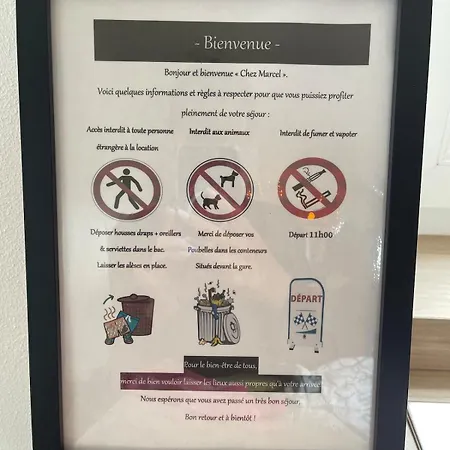 Chez Marcel, Petit Et Cosy, Avec Grand Parking Gratuit Echauffour